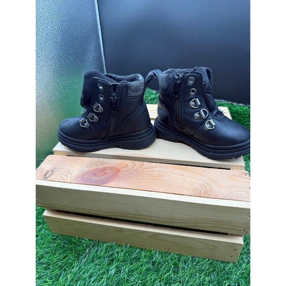Cat&Jack Kids- Black-Combat Boots-Size 6 - Picture 7 of 10